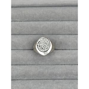 Premier Designs Ring Size 10 Silver Swirl Gemstones